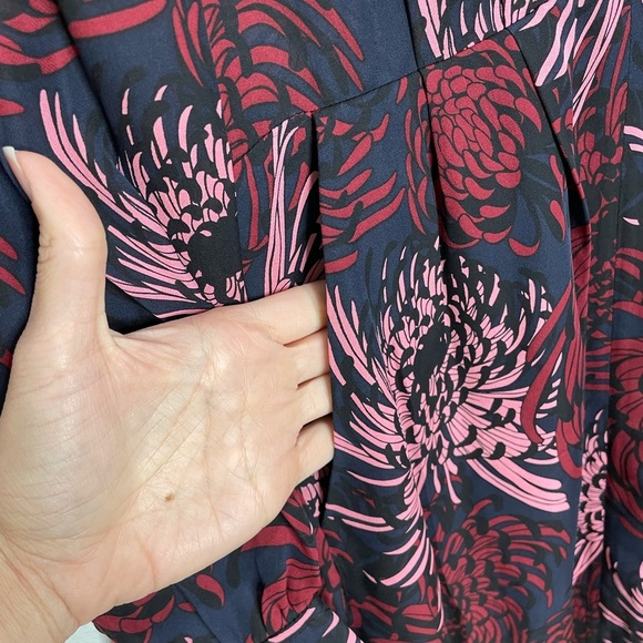 A.L.C Bailey Floral V Neck Midi Dress 2 - Picture 9 of 11